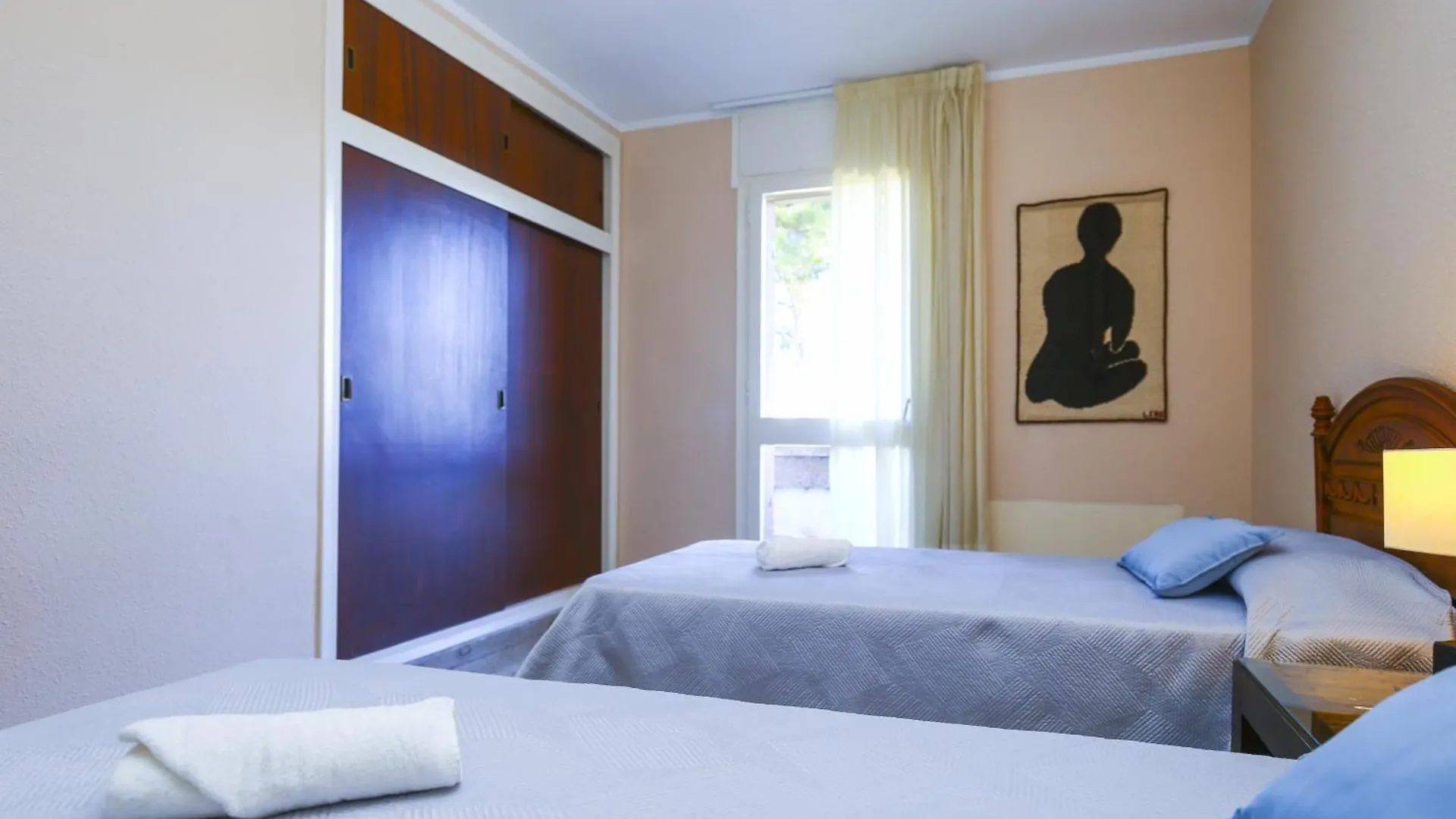 Villa Serena Only Families Planet Costa Dorada Salou 0*,